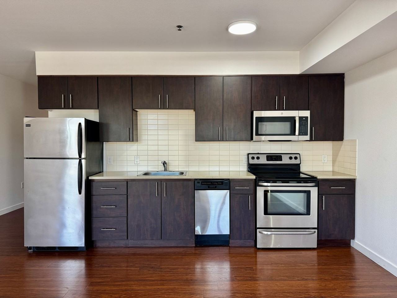 4429 NE Fremont St - Photo 3 of 13