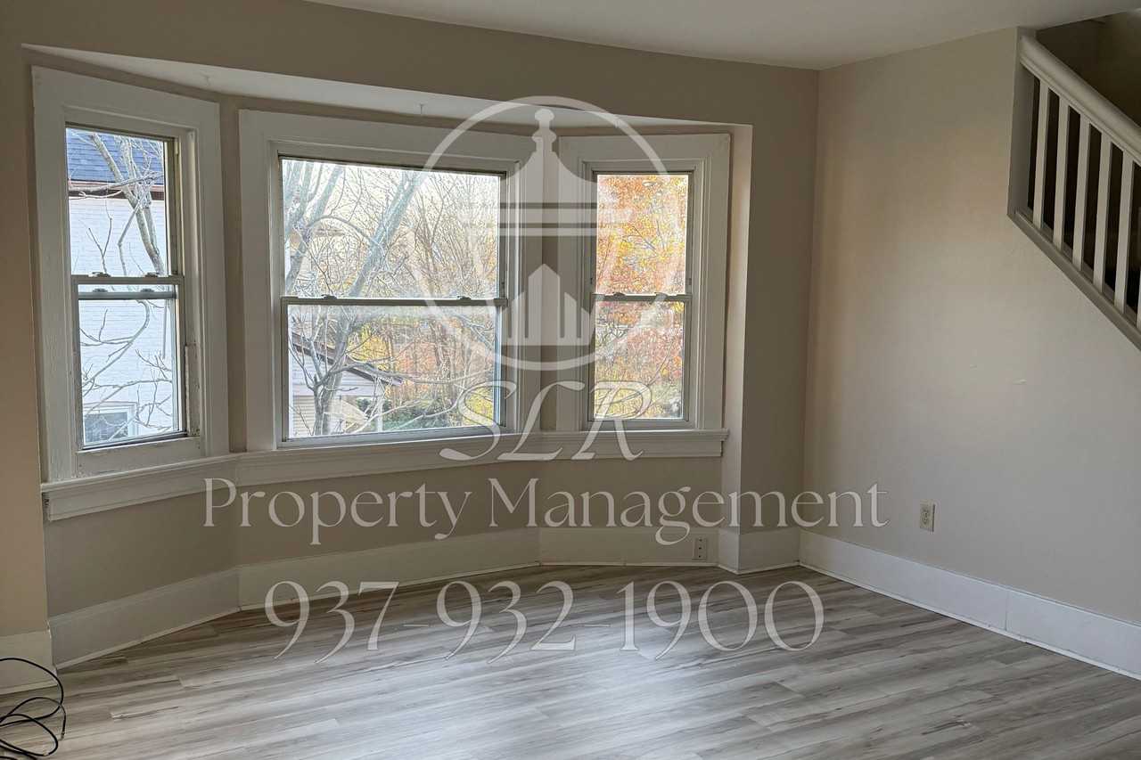 541 1/2 Grafton Ave #2 - Photo 5 of 37