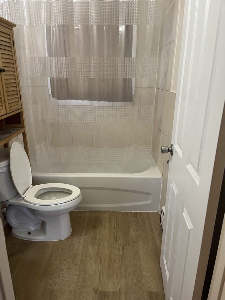 6125 98 Avenue Northwest - Photo 5 of 10