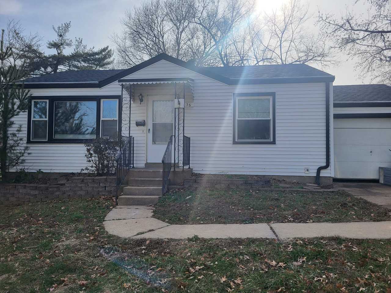 1136 Grenshaw Dr #1 - Photo 2 of 20