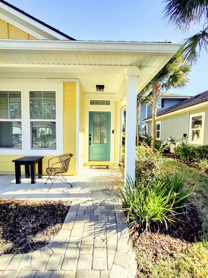 253 Bella Dr #1 - Photo 4 of 38