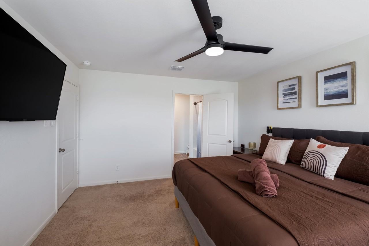 7308 Aaron Jordan Dr #1 - Photo 7 of 9