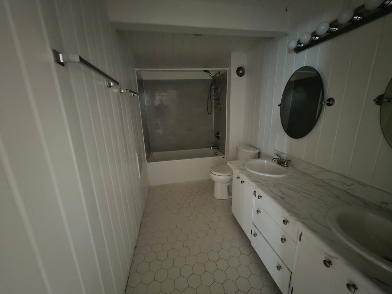 3987 Berkley Dr #1 - Photo 6 of 14