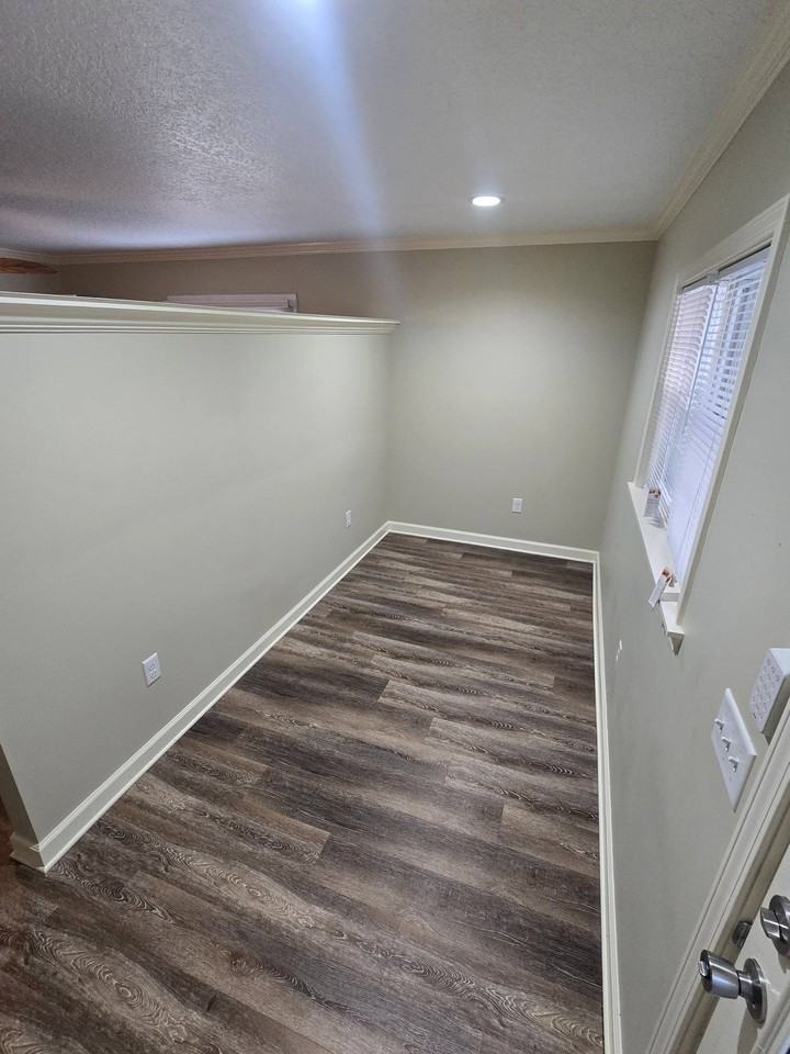 1641 Rayonier Rd #1 - Photo 3 of 7