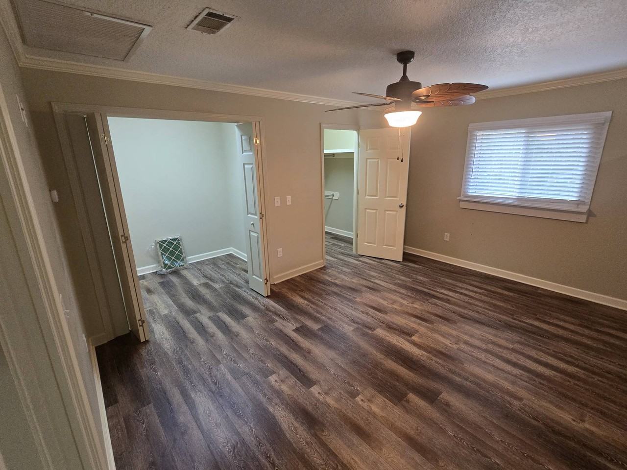 1641 Rayonier Rd #1 - Photo 4 of 7