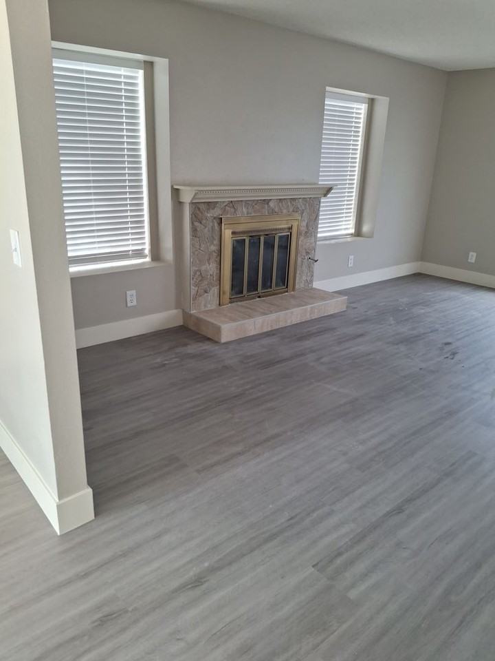 126 Elegante Way - Photo 7 of 23