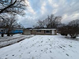 featured image of 4095 Sleepy Hollow Rd #1