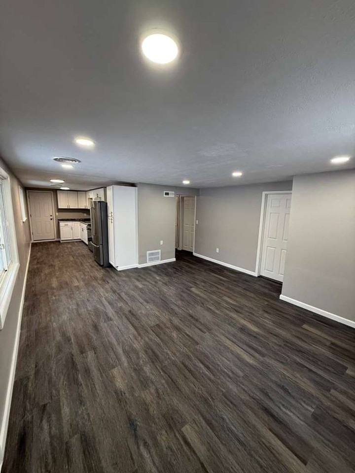 4095 Sleepy Hollow Rd #1 - Photo 2 of 16