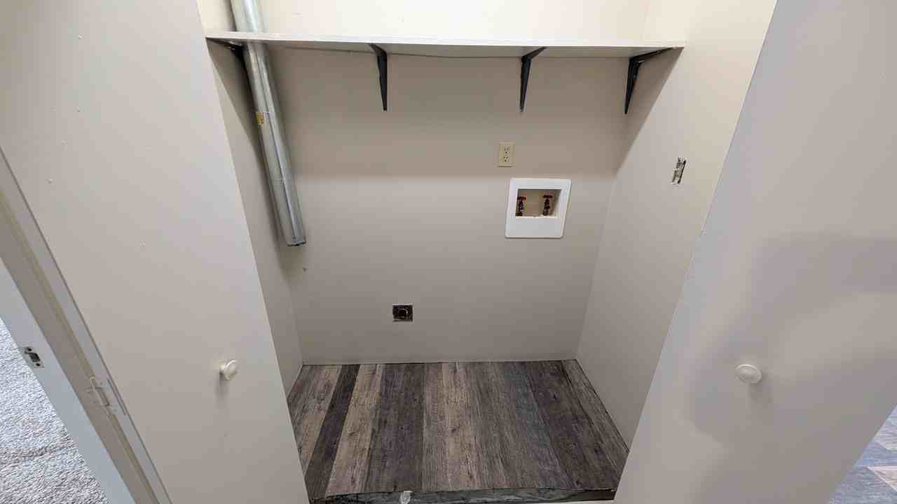 382 Britton Ave #2 - Photo 3 of 9