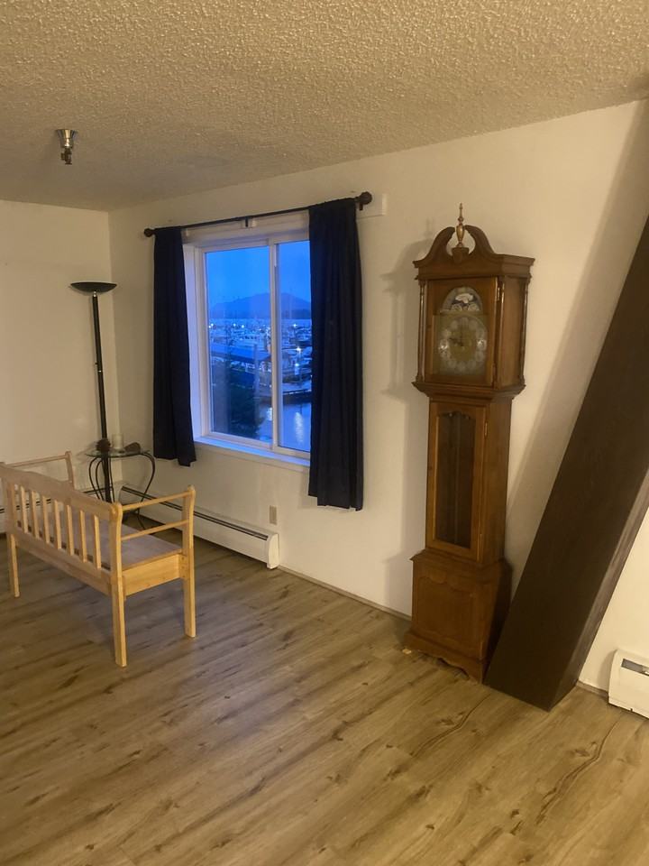 2843 Tongass Ave #4 - Photo 4 of 10