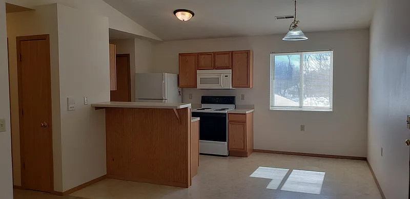 1248 Winston Dr #3 - Photo 3 of 17