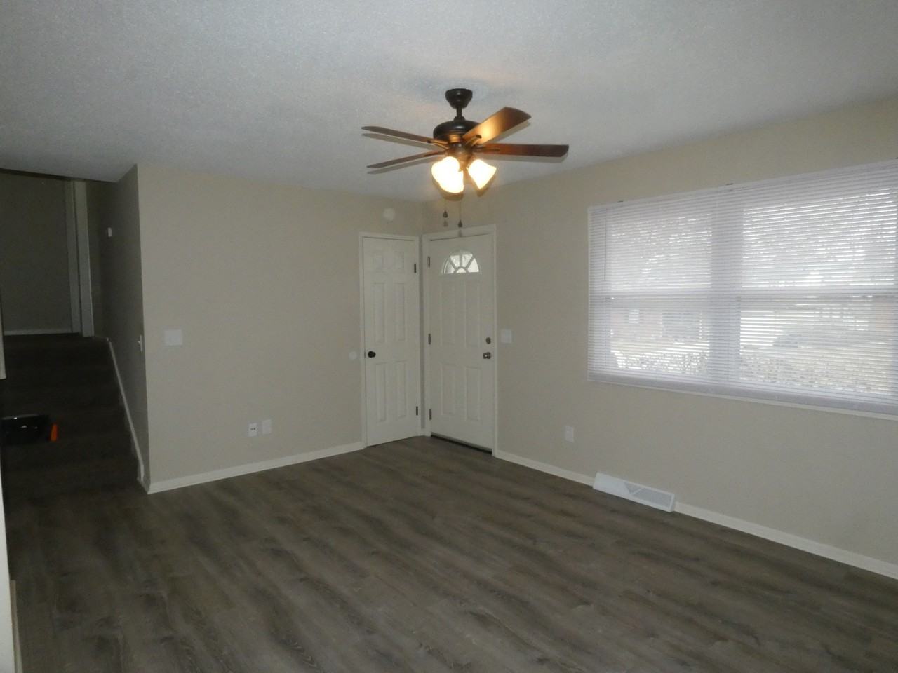 5132 N Richmond Ave #1 - Photo 4 of 22