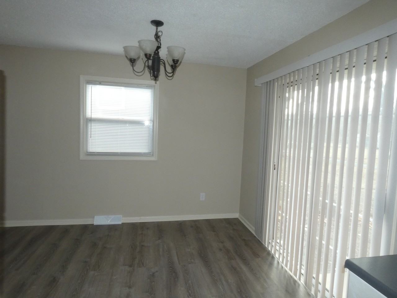 5132 N Richmond Ave #1 - Photo 6 of 22