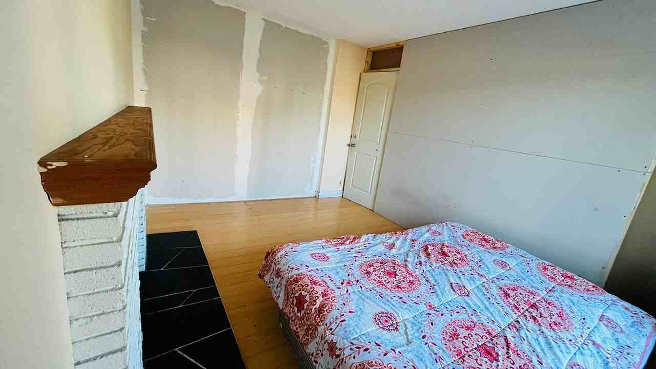 589 Foster Avenue #589 - Photo 3 of 4