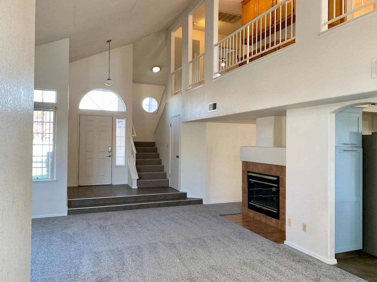 1005 Sand Creek Dr - Photo 6 of 30