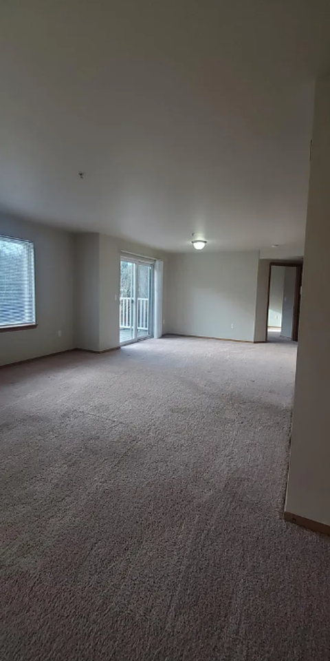 Meridian Terrace Apartments - Photo 3 of 23