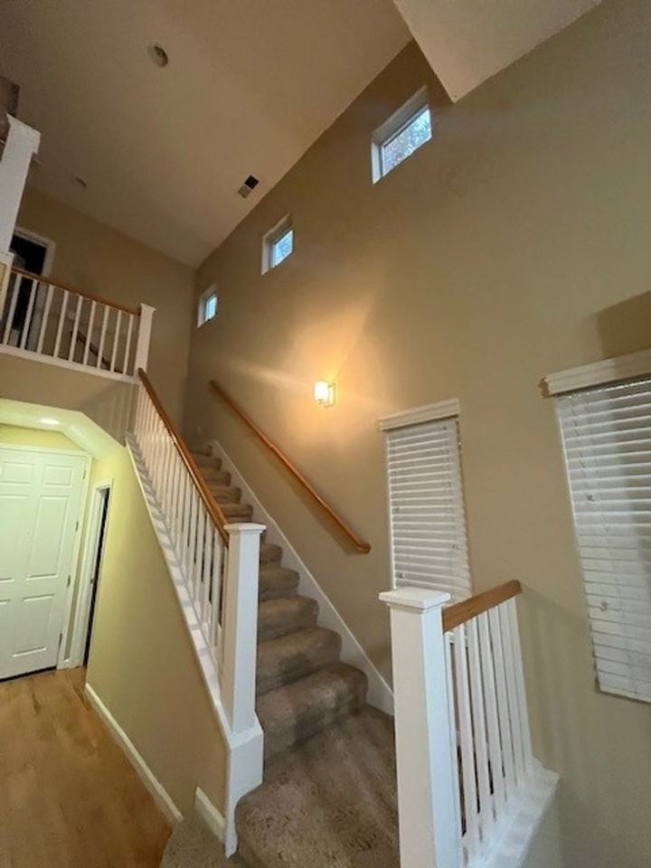 1620 N Oliveto Ct - Photo 4 of 19