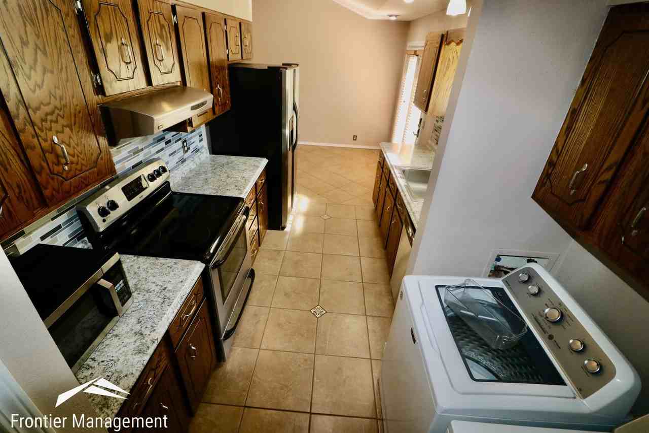 2607 Rogers Blvd - Photo 4 of 14