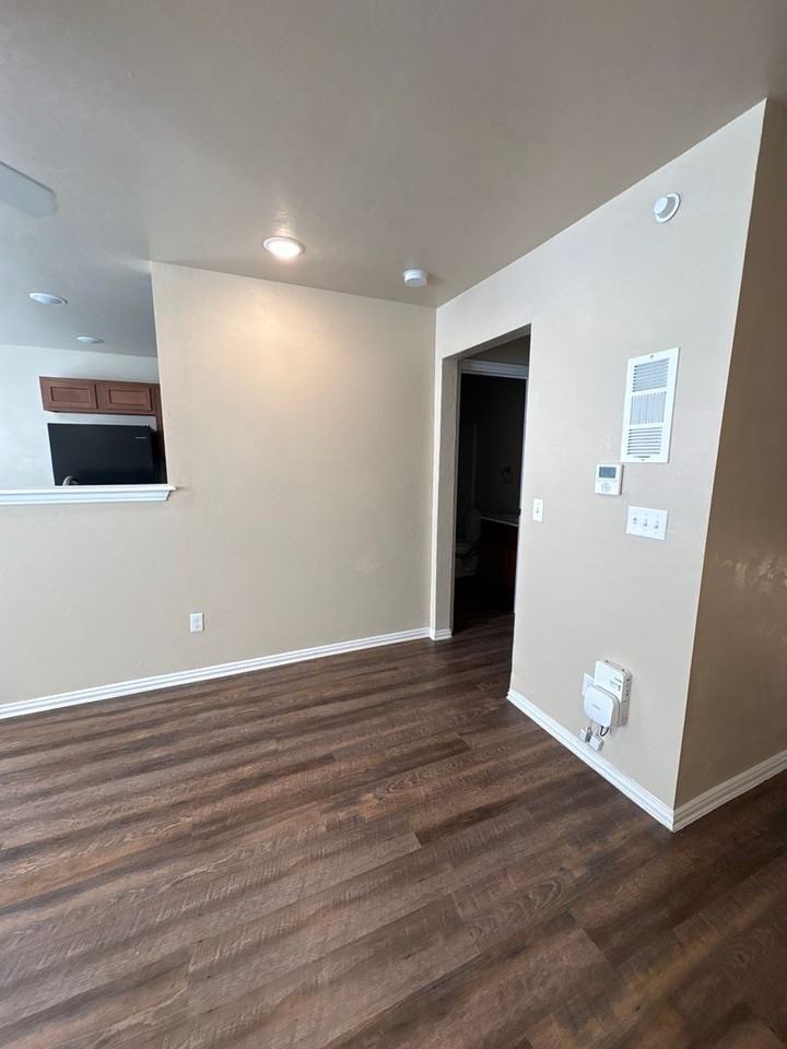 Shady Acres - Photo 2 of 9