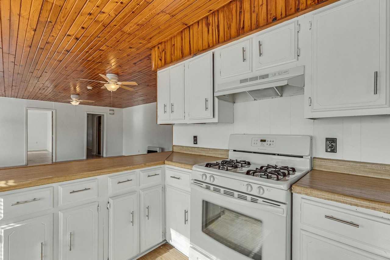 15314 E Highway 12 - Photo 6 of 21