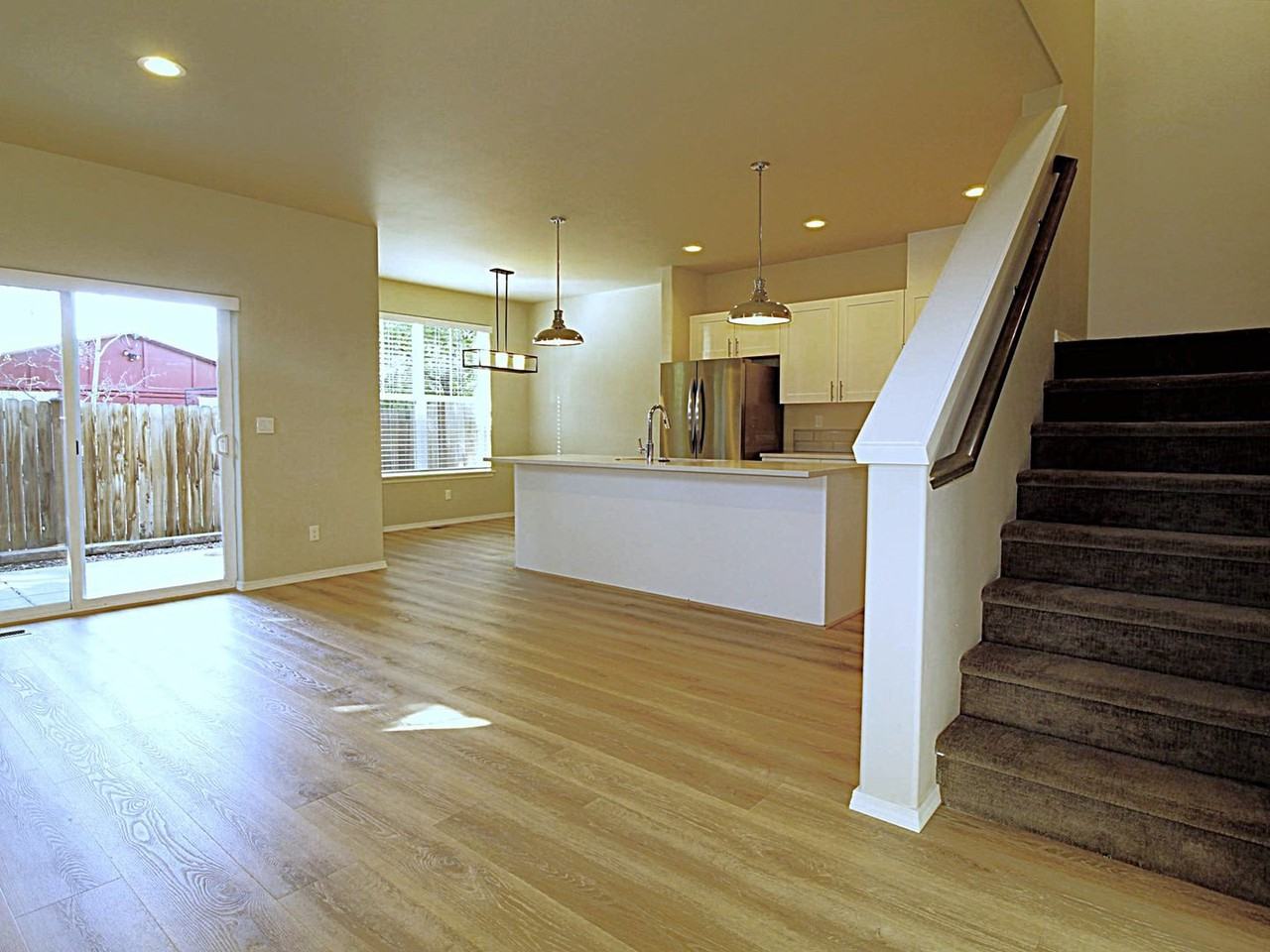 2362 Ne Keats Dr #1 - Photo 4 of 33