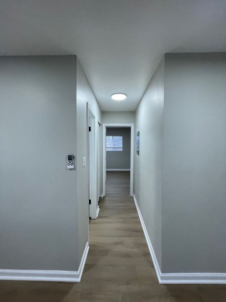 7051 E 11th St - Photo 5 of 7