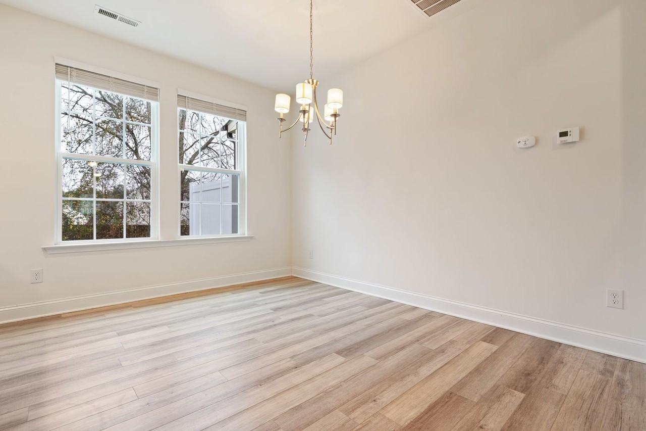 4413 Bethel Park Dr - Photo 6 of 21