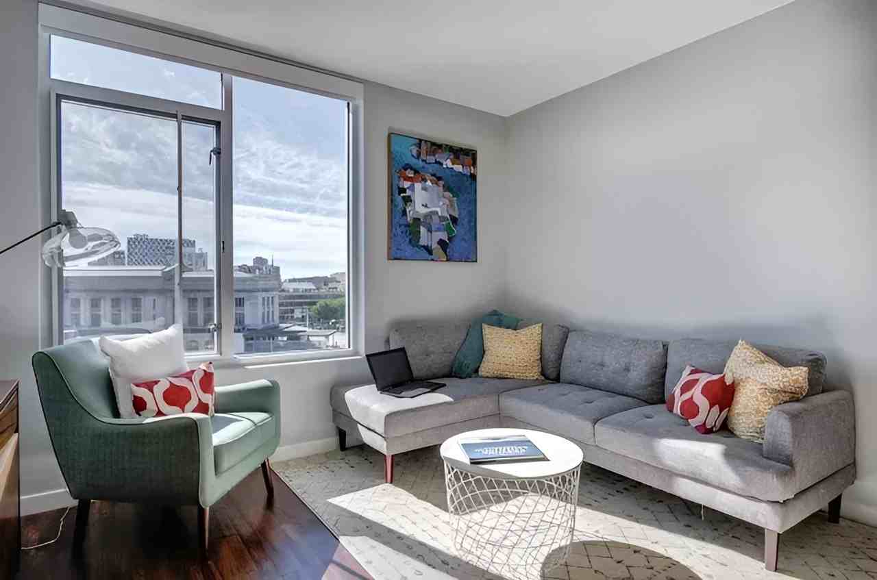 Nelson Kohl Apartments - Photo 4 of 14