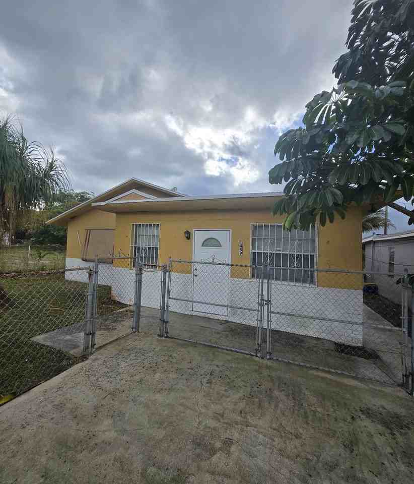 1489 Silver Beach Rd - Photo 2 of 25