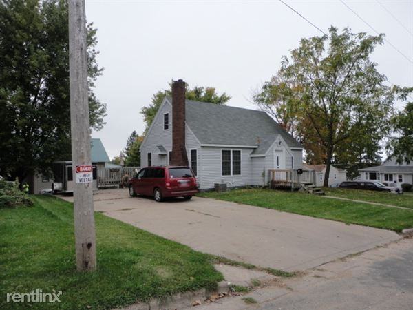 505 Melby St - Photo 2 of 13
