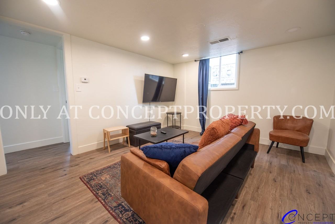 Whitlock - Photo 3 of 24