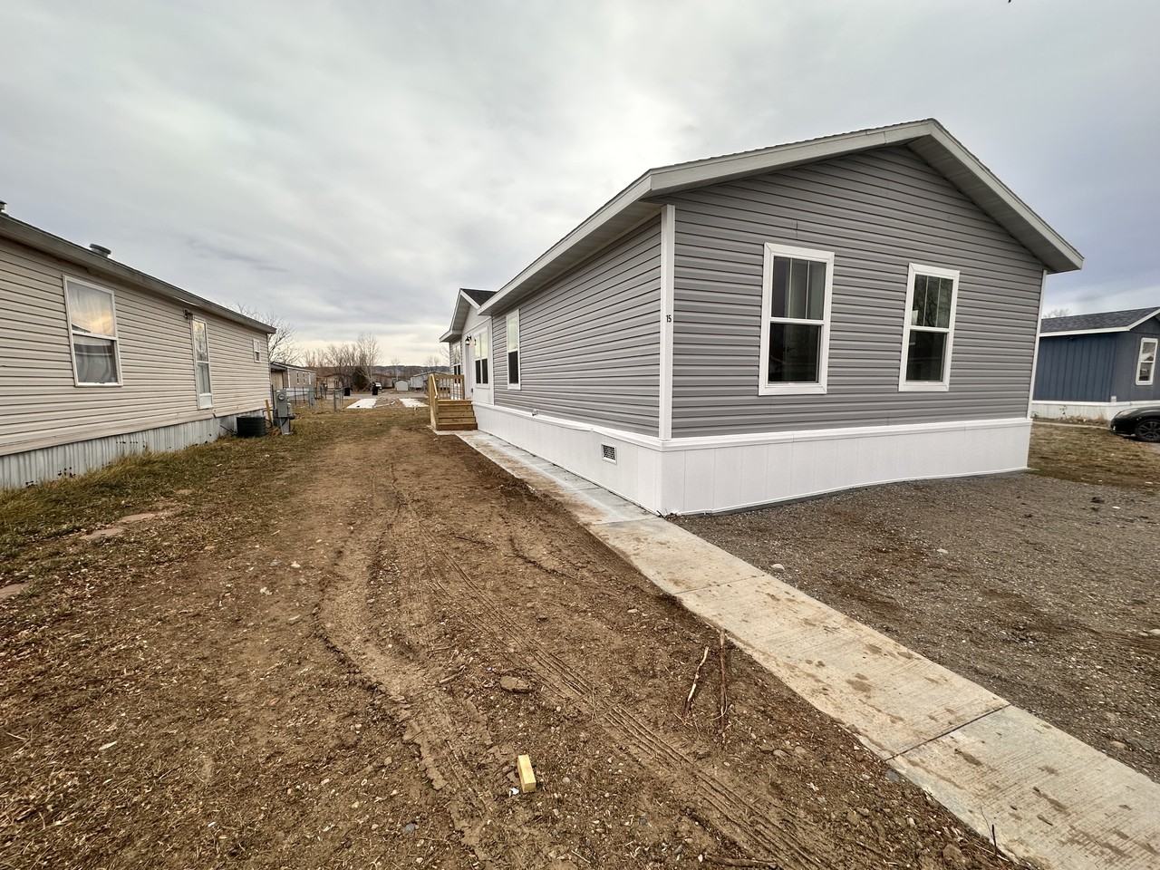 15 Cavalier St N #15CA - Photo 2 of 41