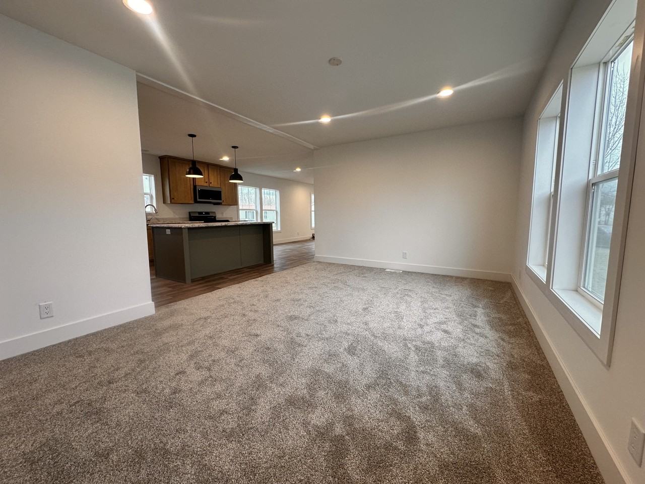 15 Cavalier St N #15CA - Photo 3 of 41