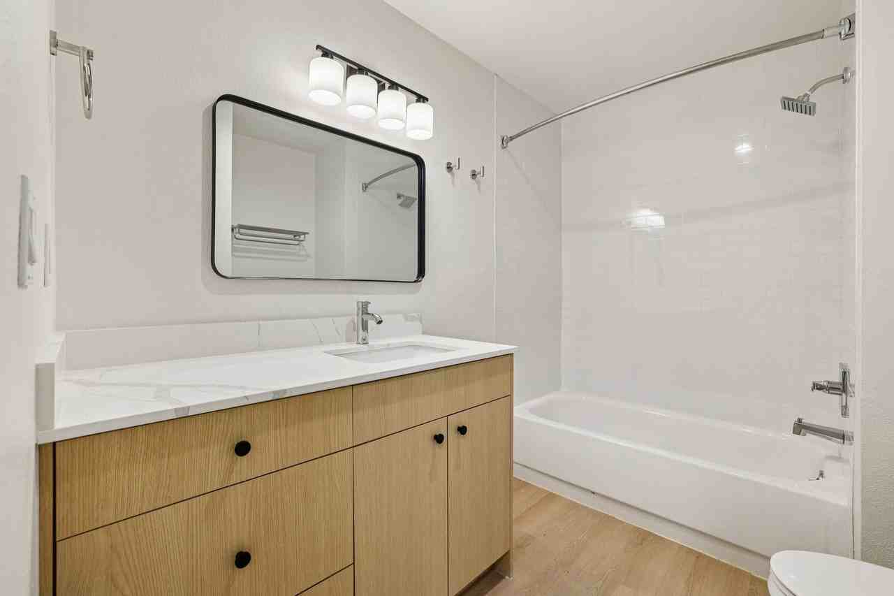 Olympic West Apartments - Photo 7 of 33