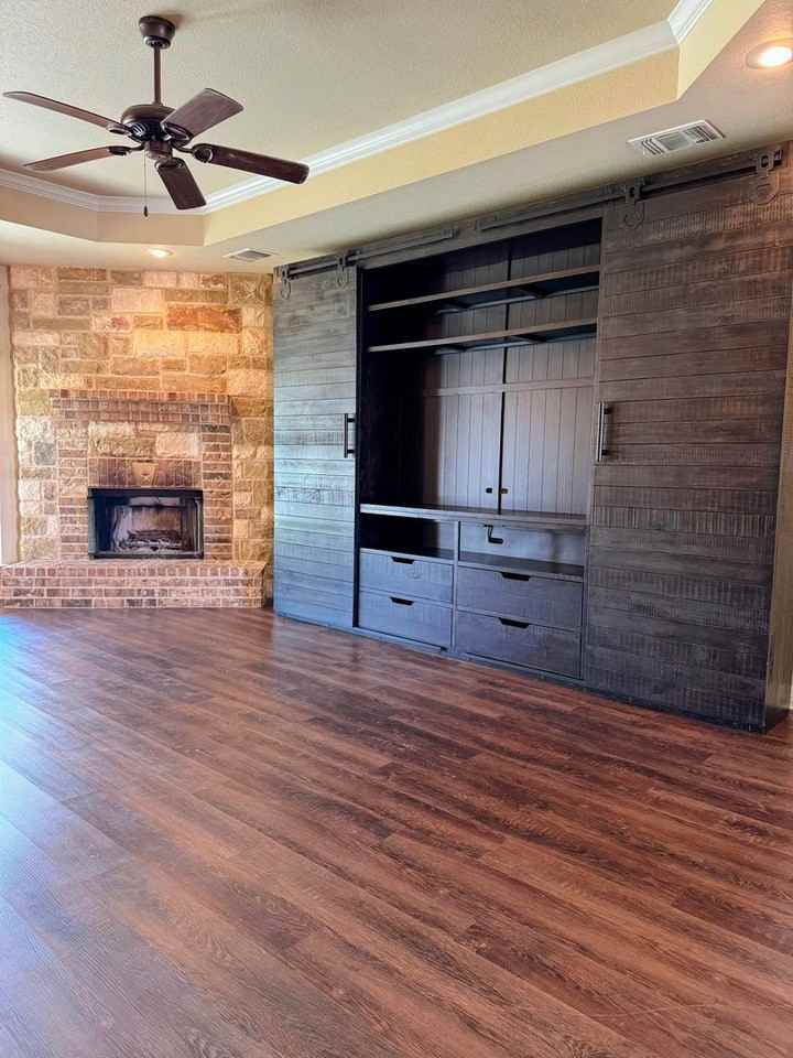 220 Derek Ln - Photo 5 of 21