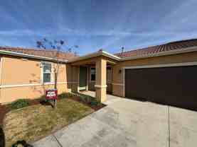 4526 W Flagstaff Ave - Photo 1 of 1