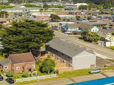 318 11th St Se - Photo 3 of 19