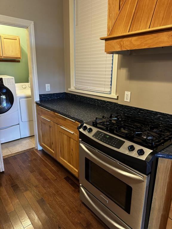 1023 S 1st St - Photo 2 of 14