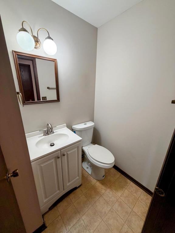 6022 Applecrest Ct - Photo 4 of 15