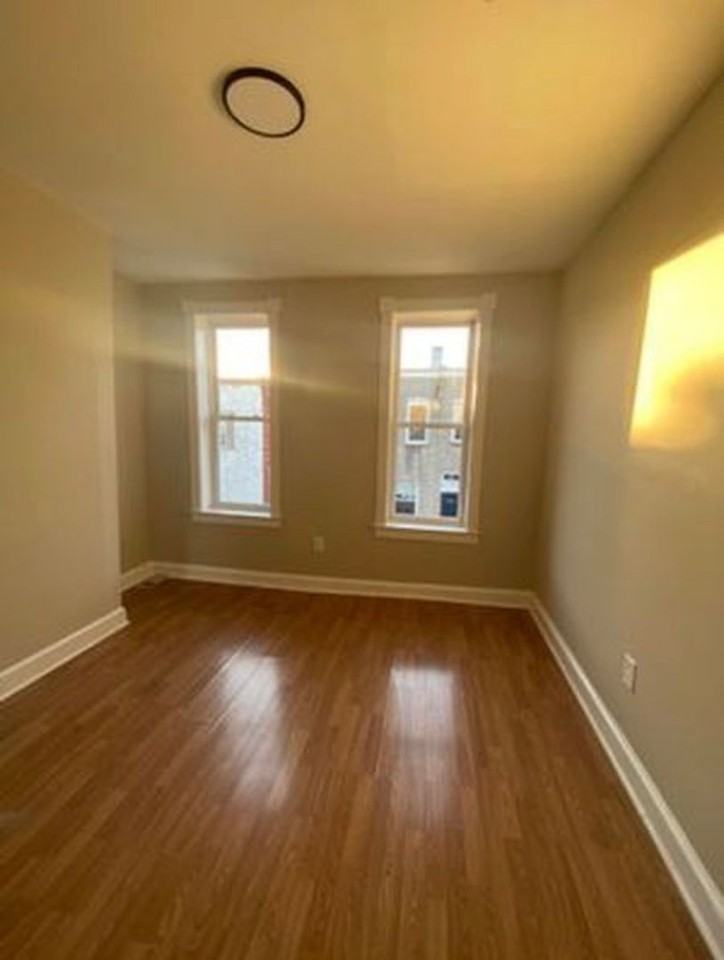 1719 N Regester St - Photo 3 of 6