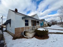 featured image of 6219 Plainview Ave