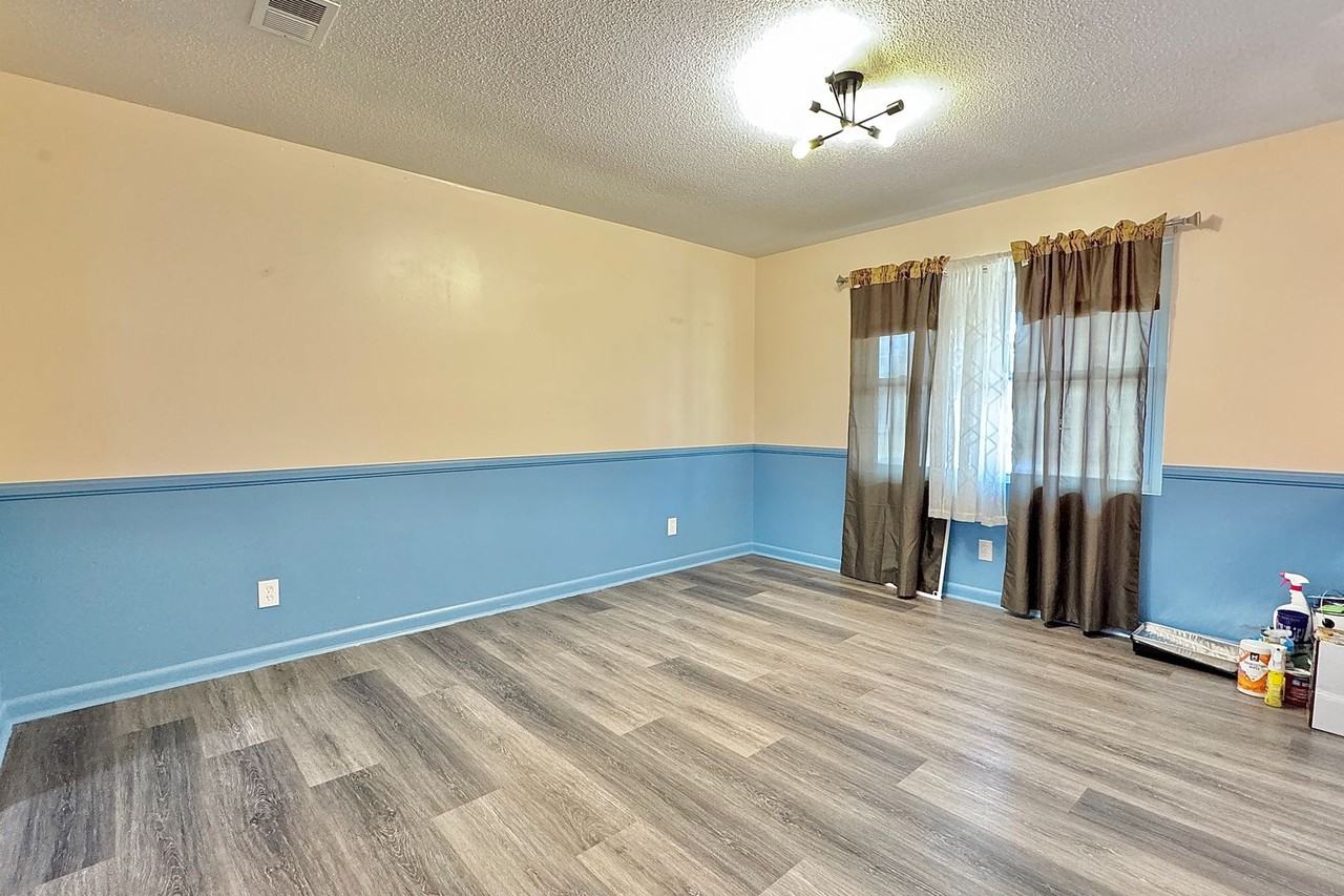 604 Maxwell St - Photo 3 of 34