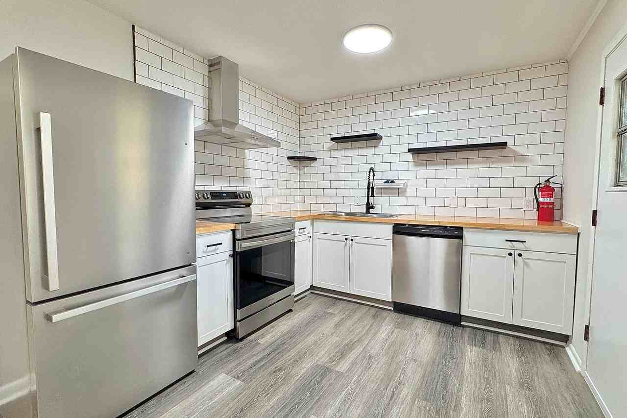 604 Maxwell St - Photo 6 of 34