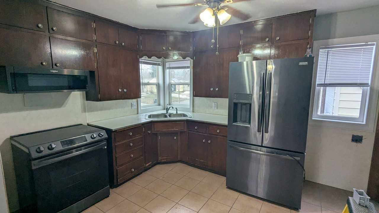 4001 Homer St - Photo 3 of 15