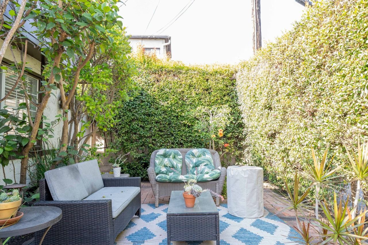 2620 11th St - Photo 2 of 2