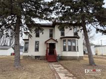 215 S Duluth Ave - Photo 1 of 1