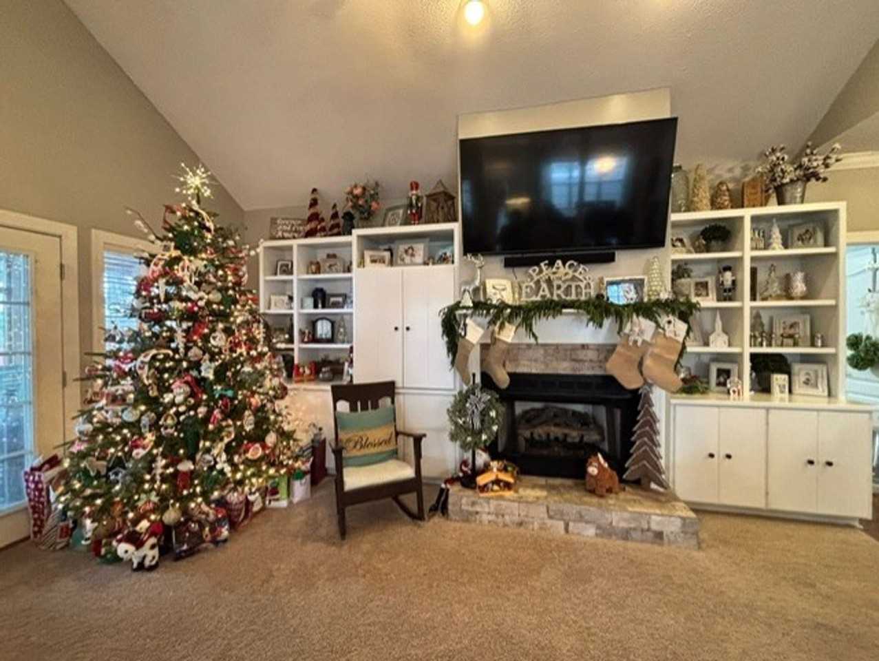 5813 Riviera Prado - Photo 2 of 18