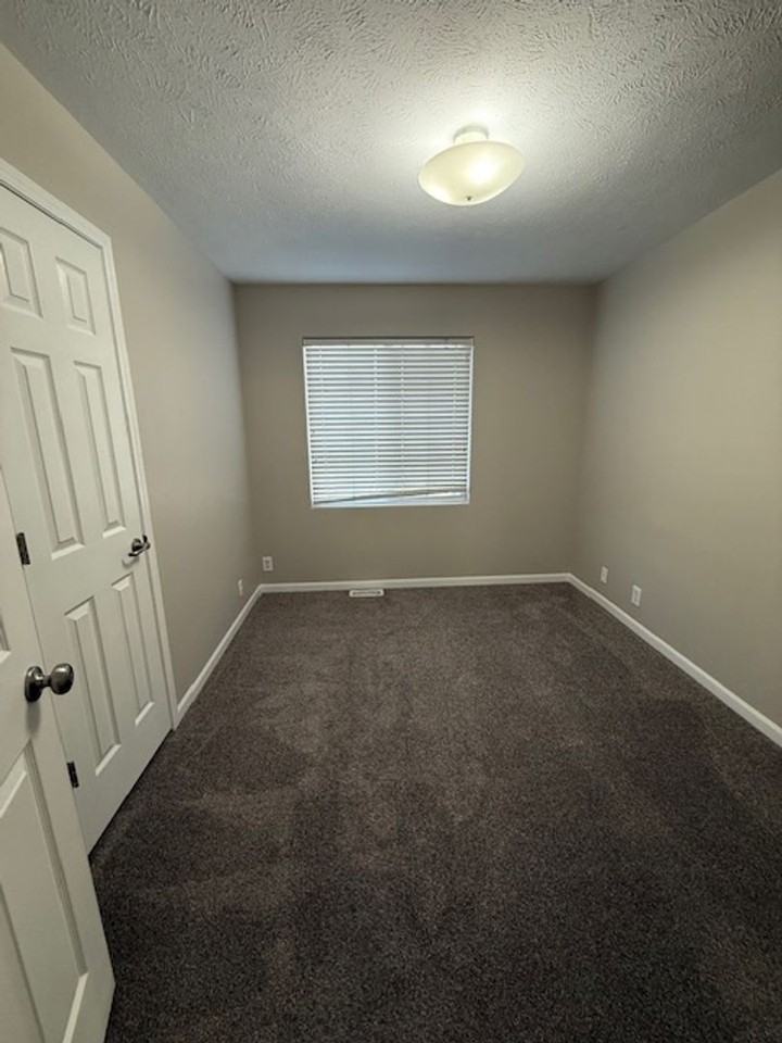 7841 Bondesson St - Photo 6 of 17