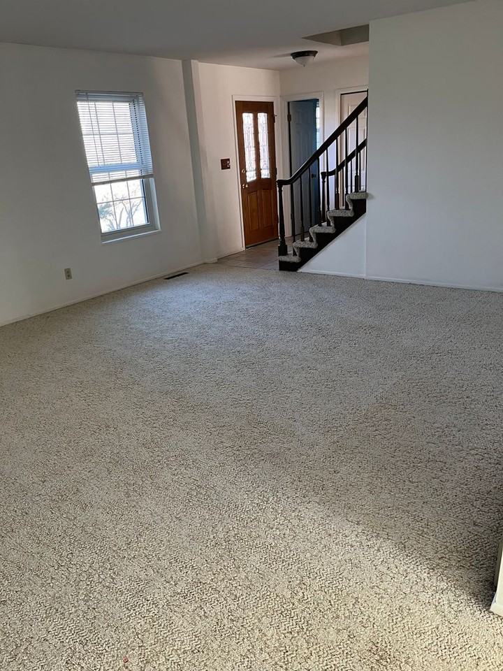 7330 Mount Meeker Rd - Photo 7 of 44