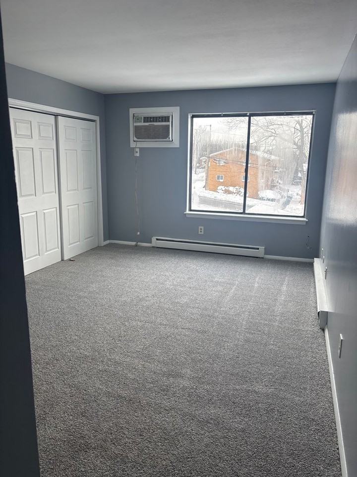 Multi-Fam106-122 Polk Street - Photo 7 of 9